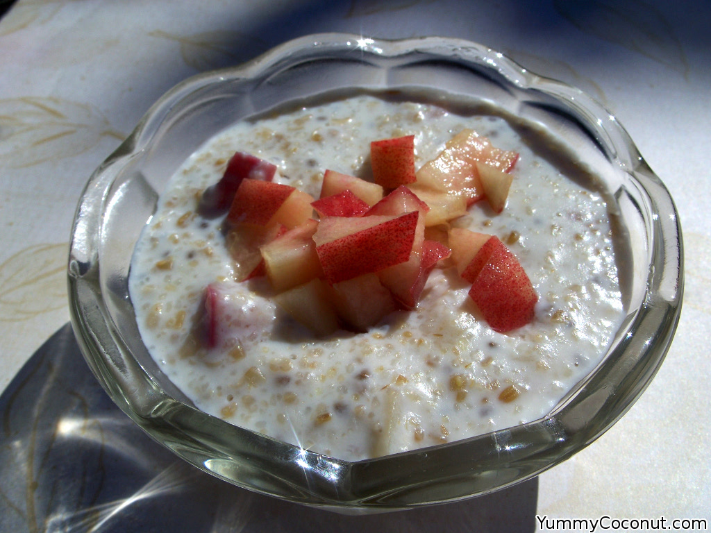 Peaches 'n cream oatmeal